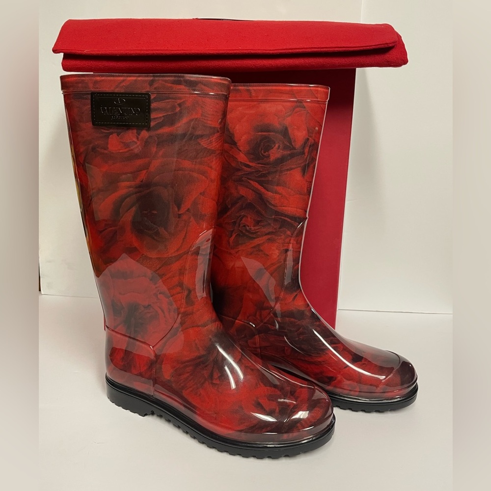 Valentino Garavani tall flat rain boots red flowers 38